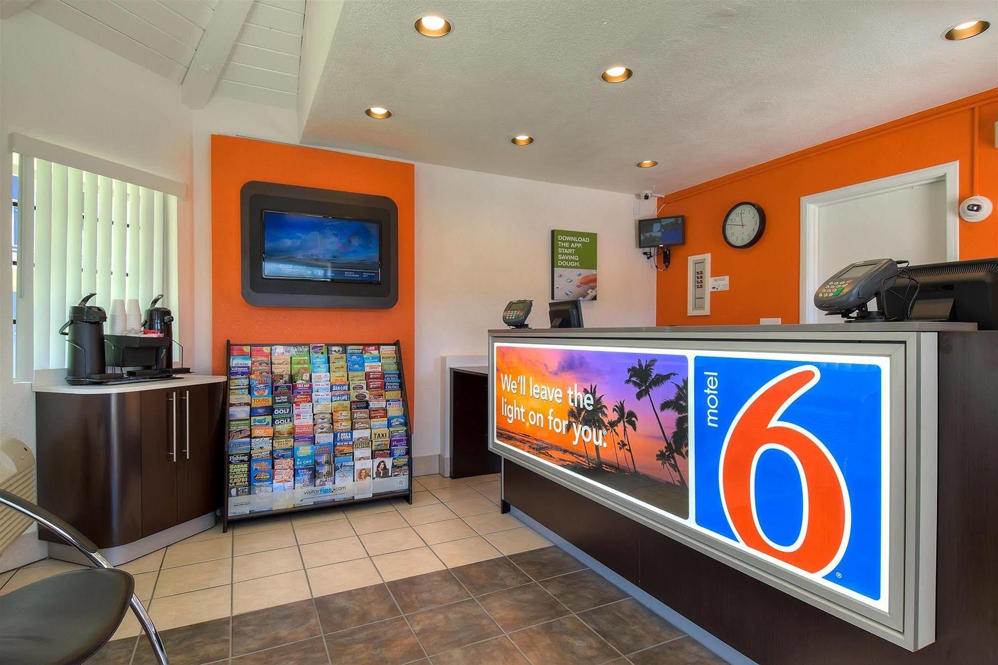 6-carlsbad, Ca - Village