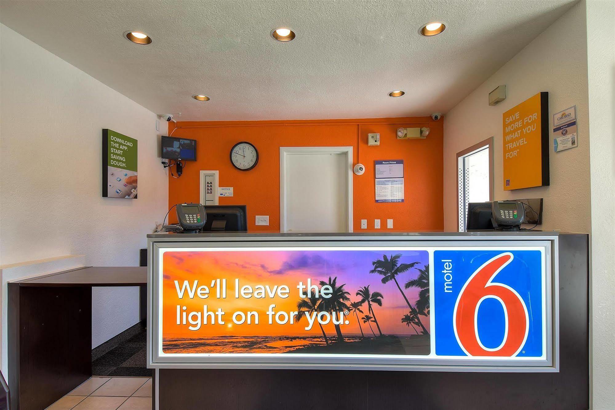 Hotel 6-carlsbad, Ca - Village